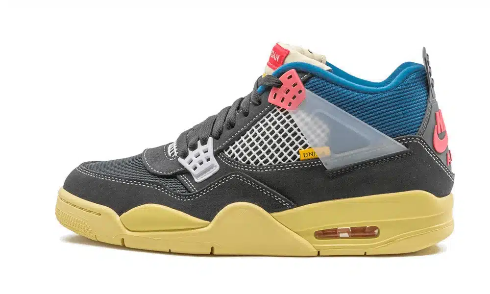 Jordan 4 Retro x Union "Off Noir"