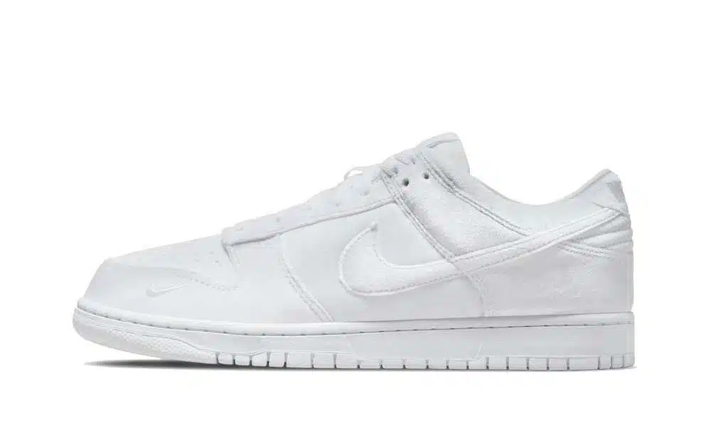 Dunk Low x Dover Street Market "Triple White"