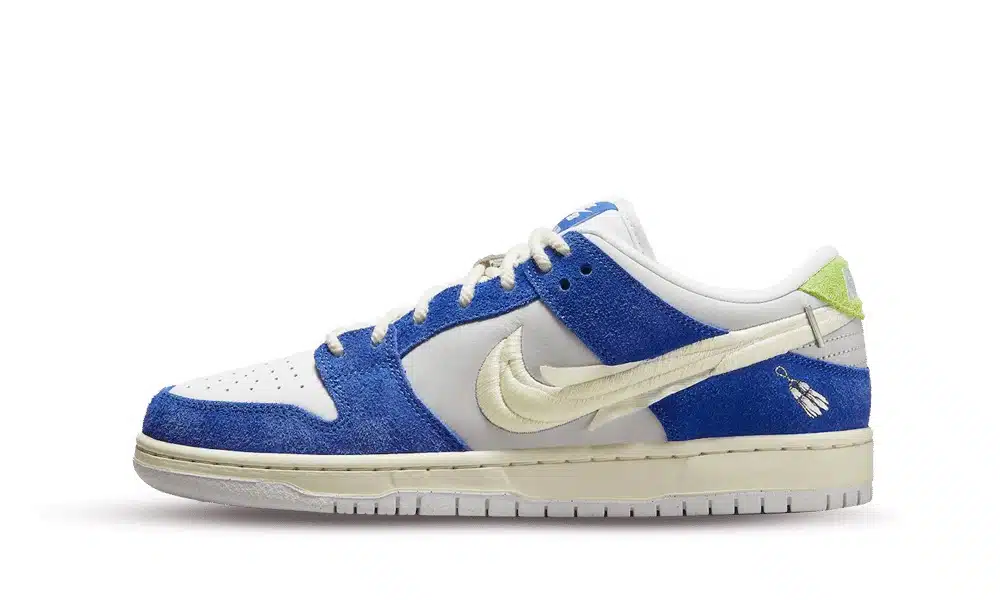 SB Dunk Low "Fly Streetwear"